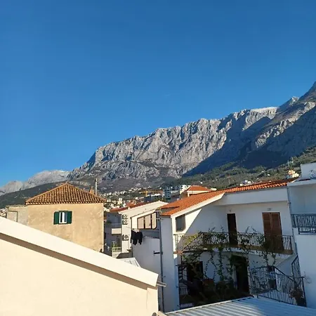 Altea Holidey With Jacuzzi And Free Parking Макарська